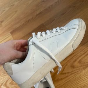 Veja Sneakers - White
